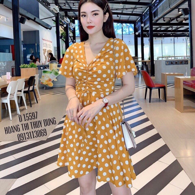 Đầm chấm bi