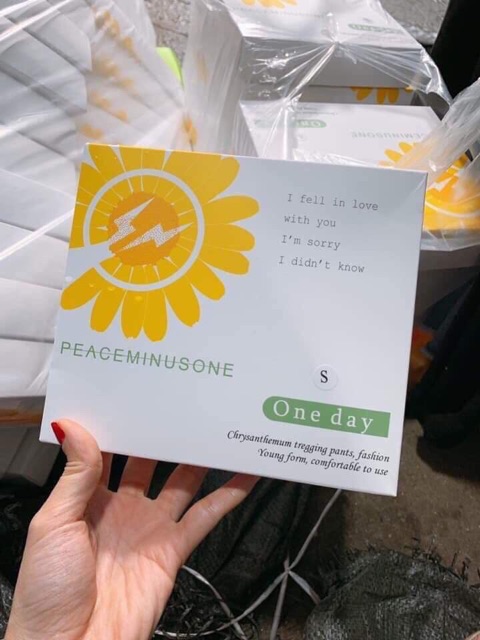 Quần Lenging Hoa Cúc Kèm Hộp
