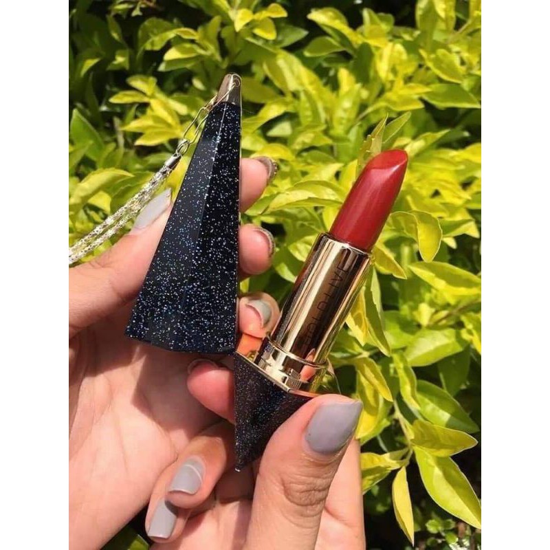 Son Hold Live Kim Cương