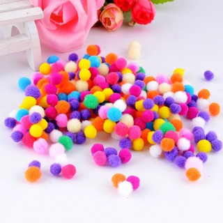 Pom pom kích thước 1,5cm