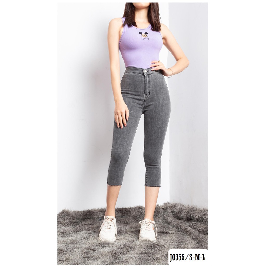Quần Jean Lửng Nữ Màu Xám Cạp Siêu Cao J0355