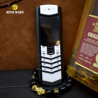 Điện thoại k8 đen trắng nắp lưng đá