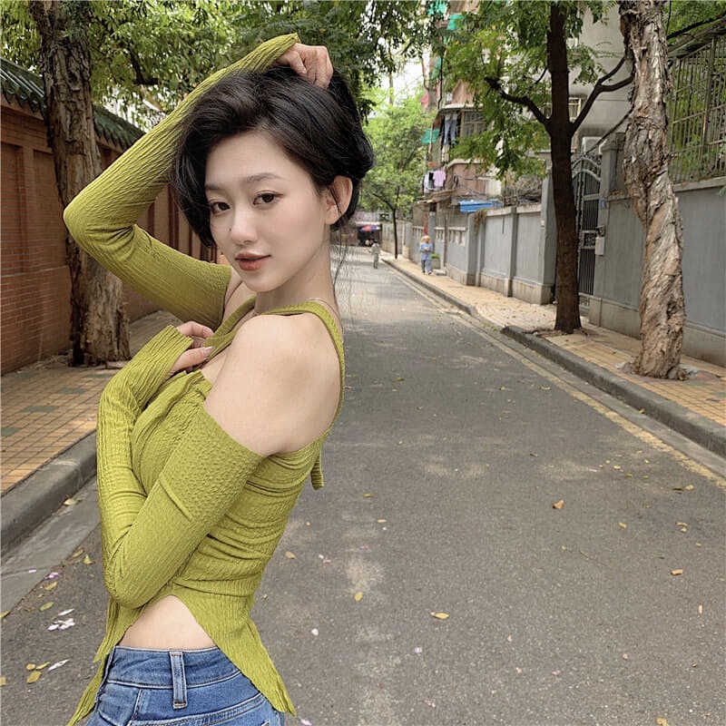 Áo Thun Tay Dài Dáng Ôm Hở Vai Màu Xanh Lá Phong Cách Hong Kong Quyến Rũ Cho Nữ | BigBuy360 - bigbuy360.vn
