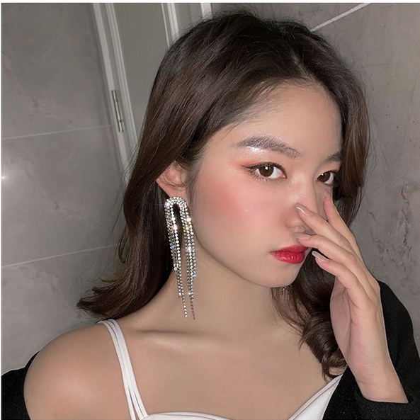 Bông tai dài đính đá sang trọng cho nữ