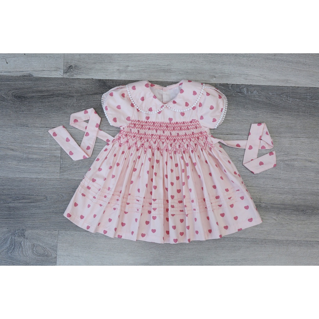 Váy Đầm Cho Bé Gái, Đầm Smock Thêu Tay Kiểu Viền Ren Hình Trái Tim Cách Bánh Bèo Dễ Thương Size 1 Tuổi -10 Tuổi