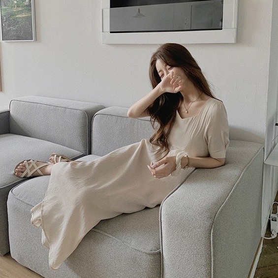 Đầm maxi SUXI tay ngắn cổ chữ V màu sắc đơn giản phong cách vintage