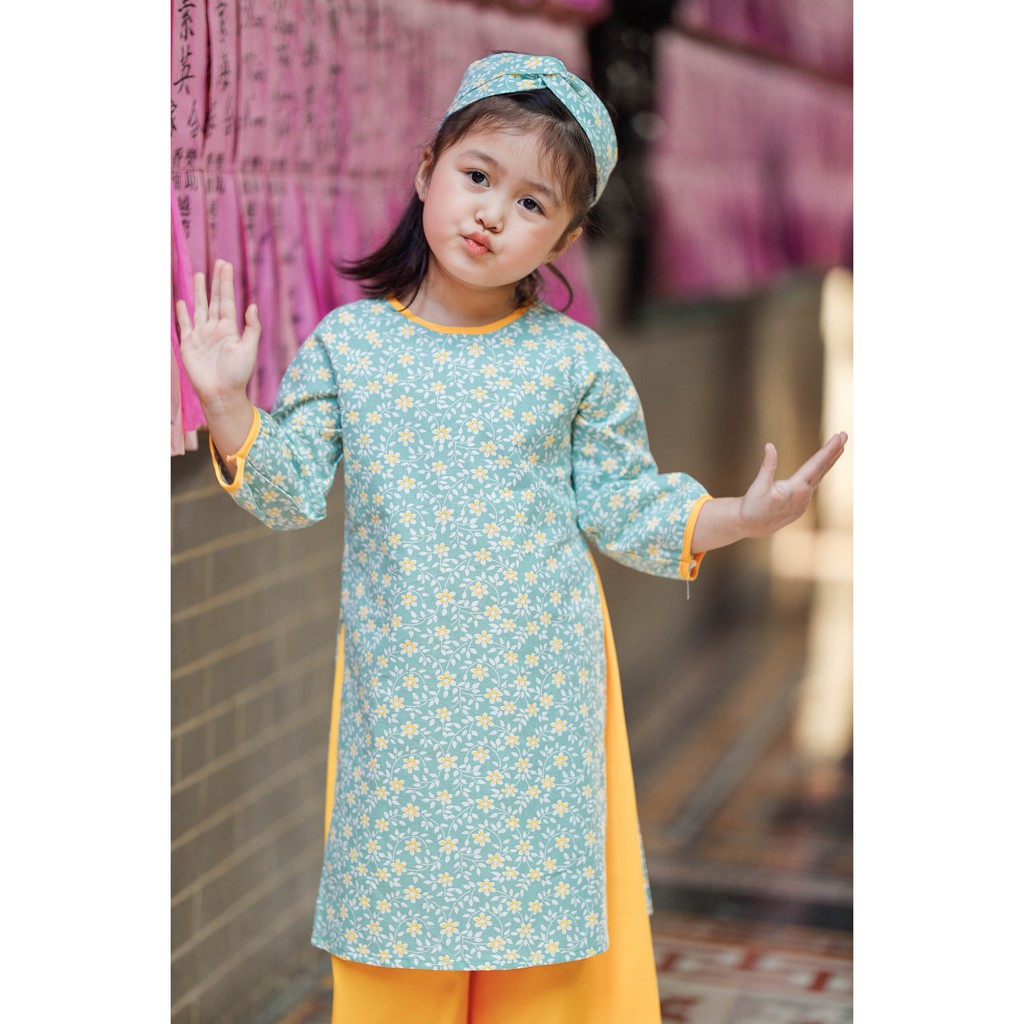 Set áo dài cho bé gái BYZU kiểu áo dài cách tân hoa nhí, chất liệu Linen màu xanh cực yêu