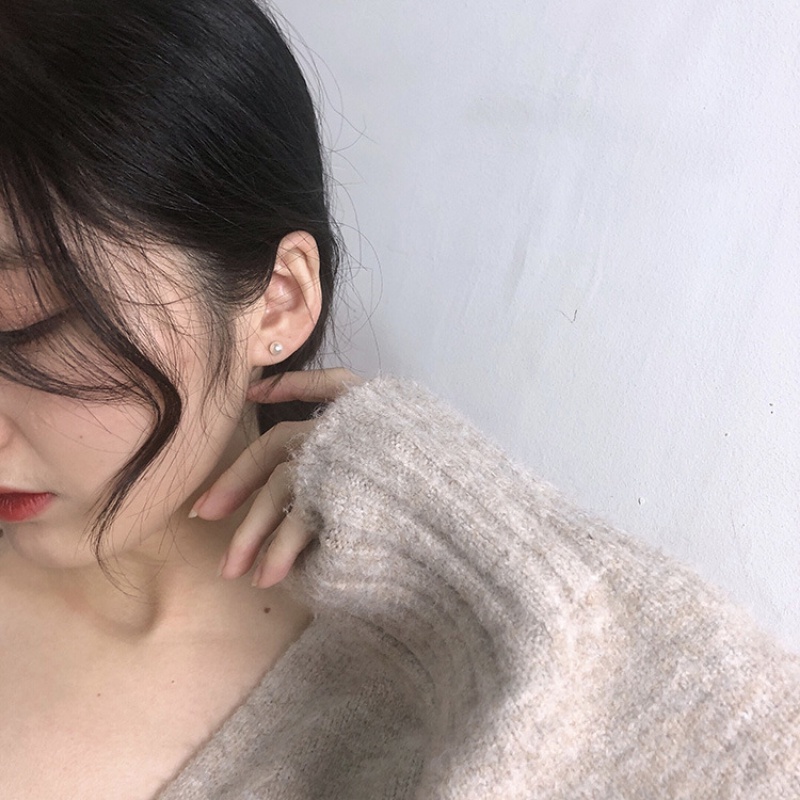 Đôi Bông Tai Đính Ngọc Trai Xinh Xắn Dành Cho Bạn Nữ