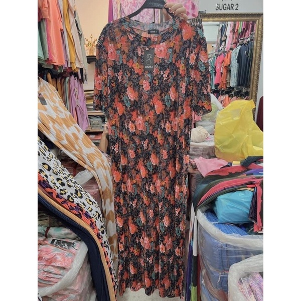 Đầm suông hoạ tiết dập ly thái