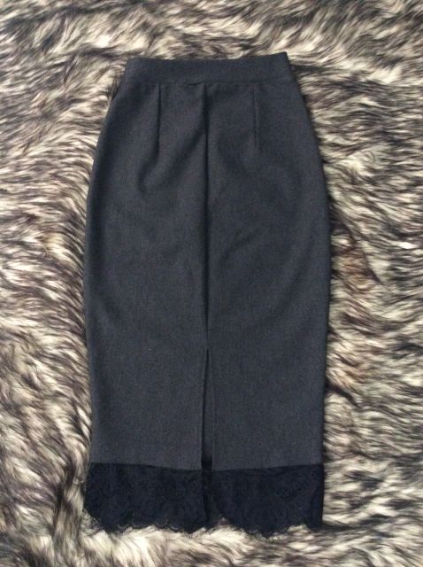 Chân váy bút chì phối ren | BigBuy360 - bigbuy360.vn