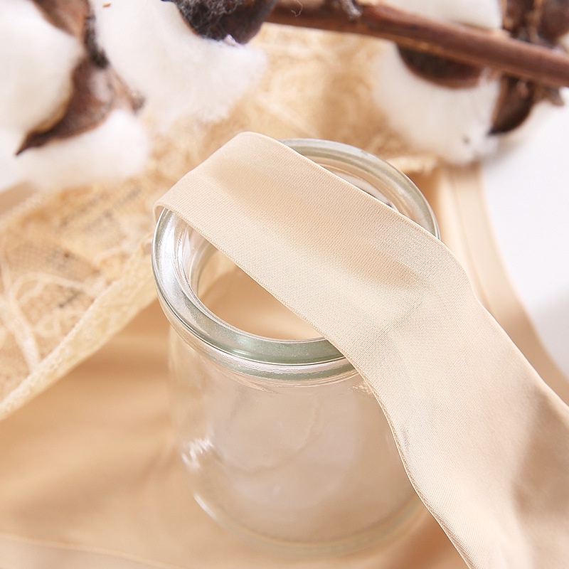 Quần Lót Ren Lọt Khe sexy đúc su thiết kế phối ren gợi cảm quyến rũ LAVARA QL05-04