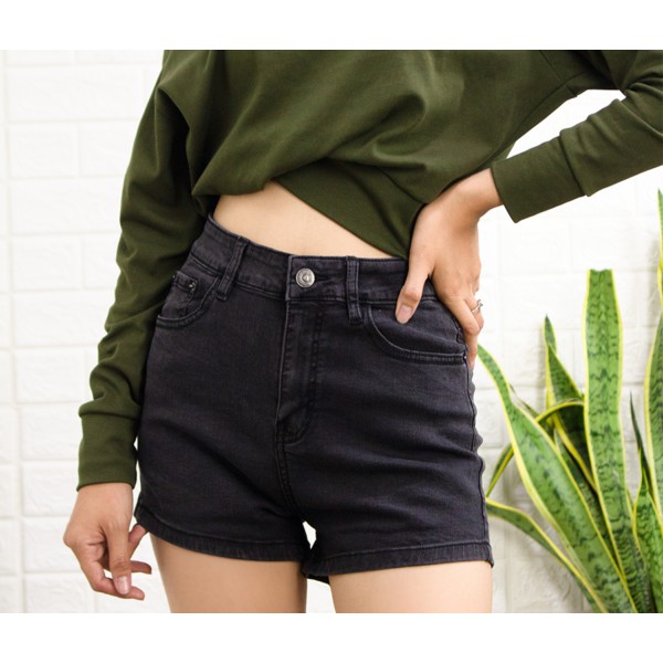 Quần Short Jean Màu Đen Đơn Giản Nhưng Không Kém Phần Tinh Tế J0235