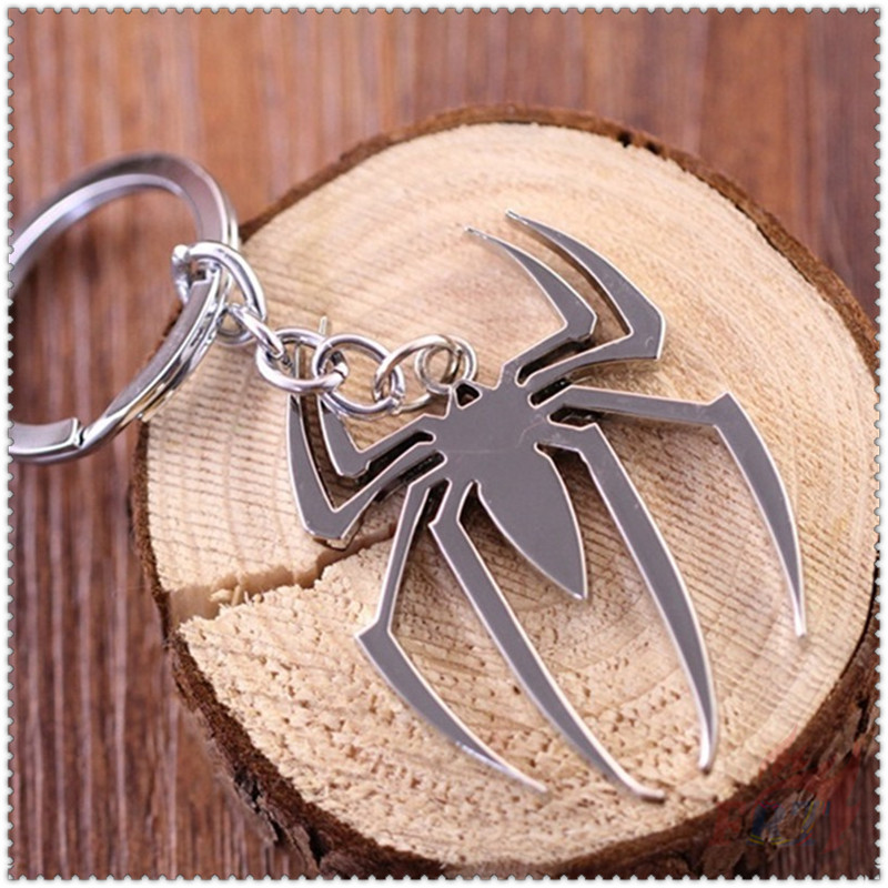 1 Móc khóa hình người nhện bằng kim loại