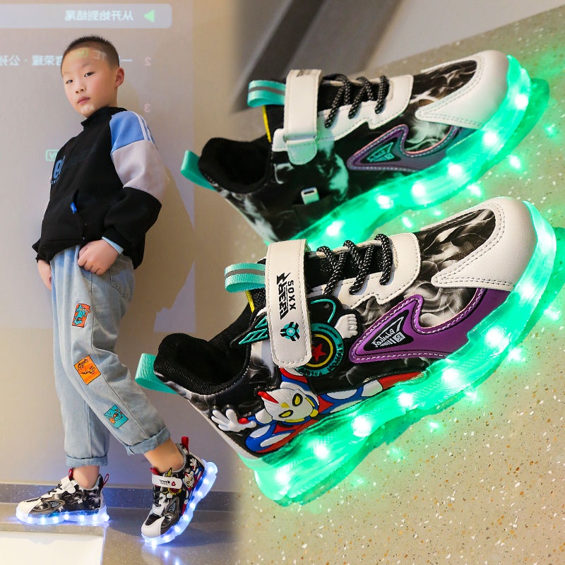 Giày Thể Thao Có Đèn Phát Sáng Nhiều Màu Sắc Hình Ultraman Dễ Phối Đồ Thời Trang Xuân Thu Cho Bé Trai