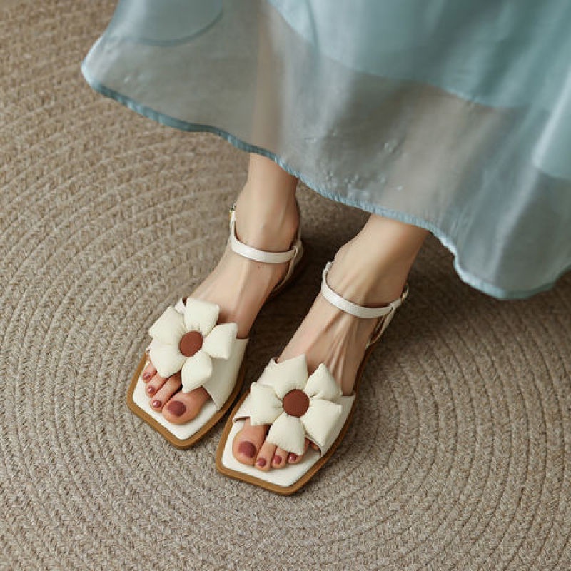 Oeggeo shop Dép Sandal Nữ Đế Bệt Gót Thấp Họa Tiết Hoa Màu Xanh Dương