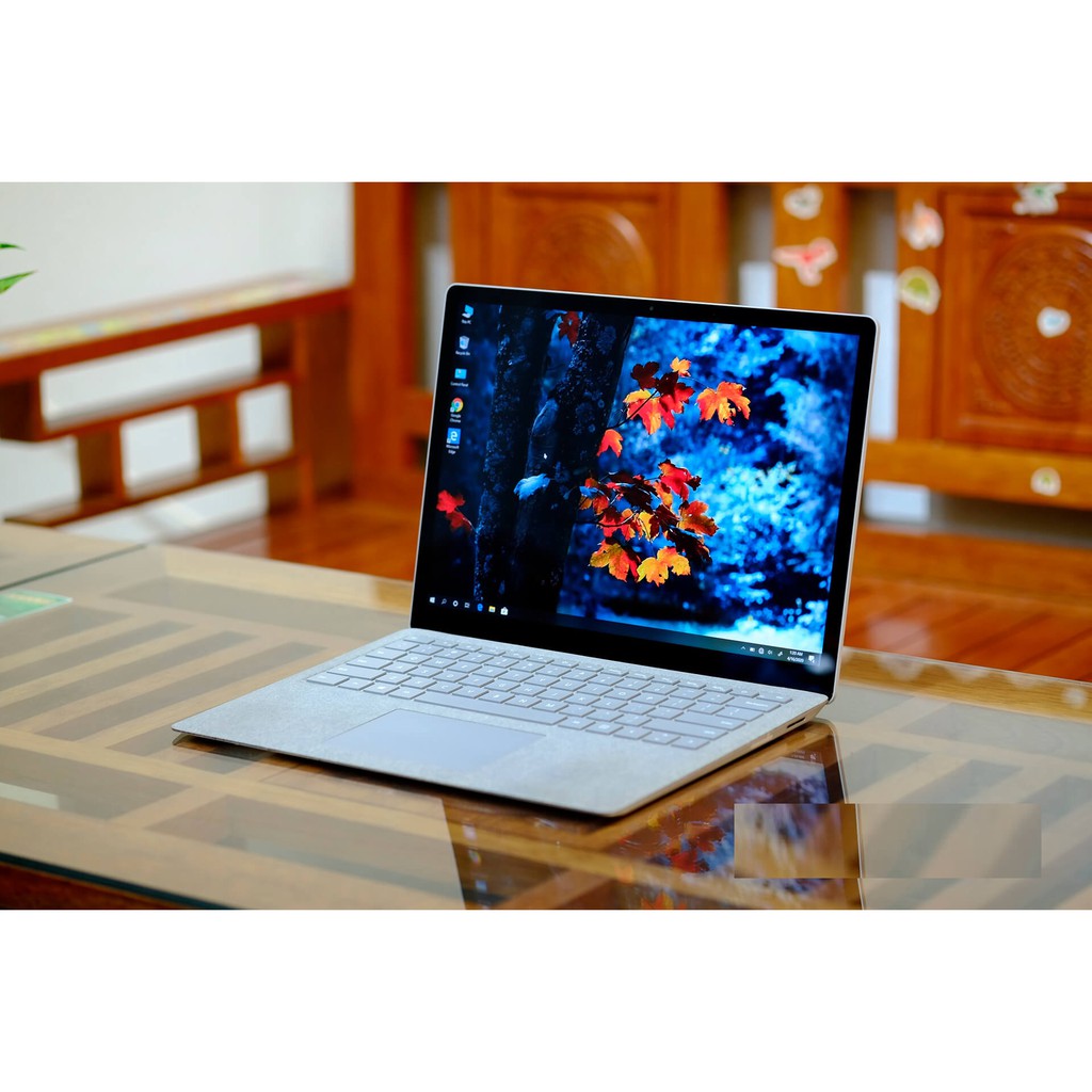 Laptop cảm ứng Surface Laptop 2 (Core I5 8250U 8CPU, Ram 8GB, SSD 128GB, MH 13.5' 2K IPS Touch)