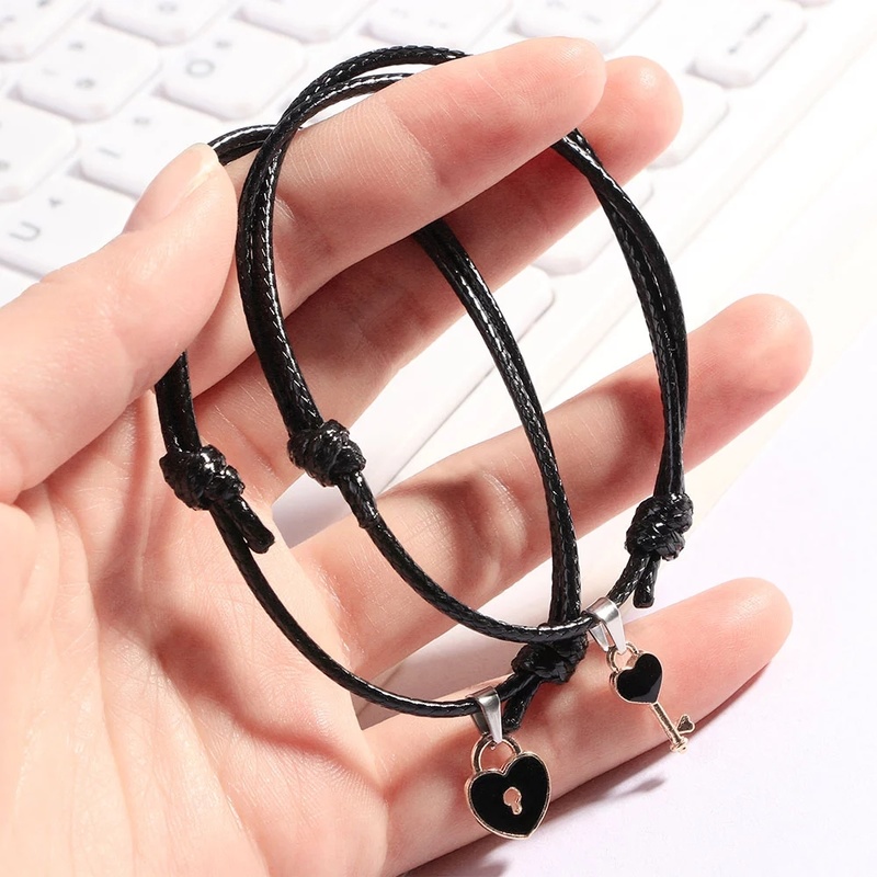 Set 2 Vòng Tay Bện Dây Mặt Hình Ổ Khóa / Trái Tim Thời Trang Cho Cặp Đôi