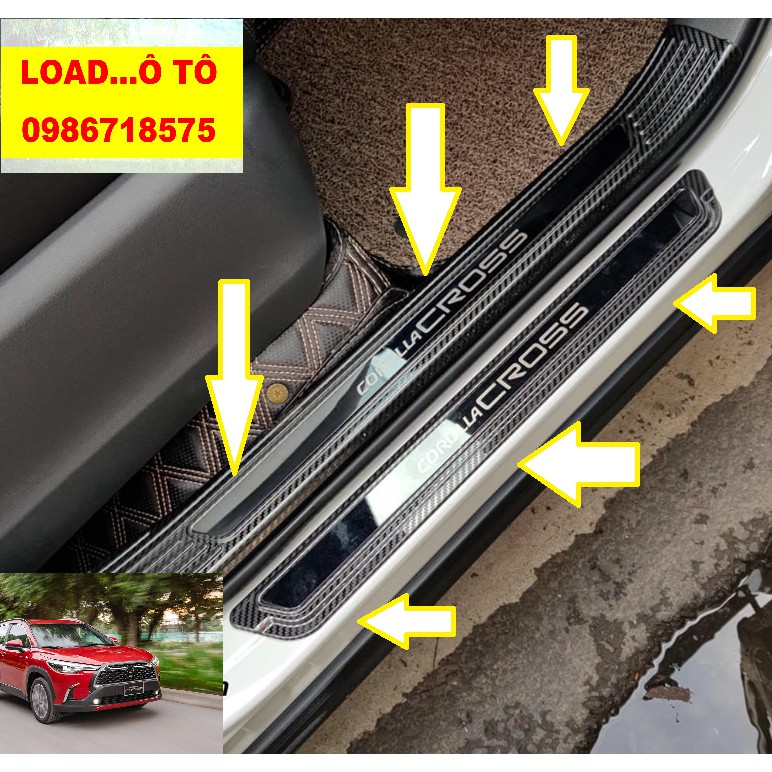 Ốp Bậc Cửa, Nẹp Bước Chân Xe Trong Ngoài Xe Toyota Cross 2022-2020 Chất Liệu Vân carbon Hàng Chữ Bóng Cao Cấp