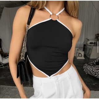 Áo hai dây croptop điểm nhấn ở cổ