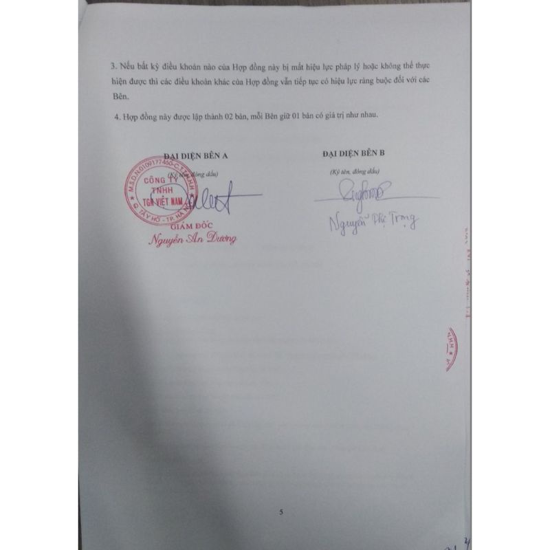 Xịt khử mùi, giảm tiết mồ hôi chân ngăn ngừa ra mồ hôi chân, cho bạn cảm giác tự tin, thoải mái 100ml của Pháp