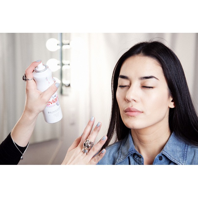 XỊT KHOÁNG EVIAN 400ml | BigBuy360 - bigbuy360.vn