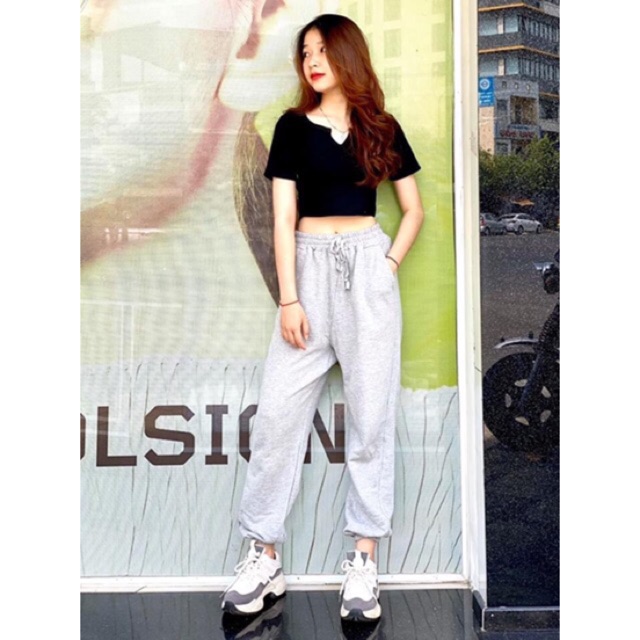 💥💥💥Set thể thao áo thun crop cổ v và quần bo thụng