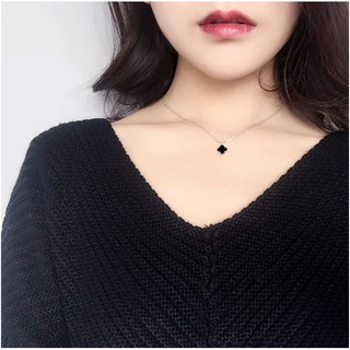 Dây chuyền cỏ bốn lá đen