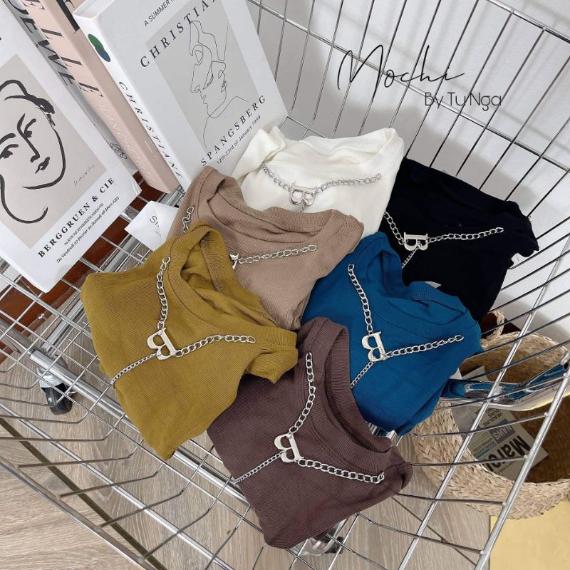 Áo thun tăm khoét vai dây xích