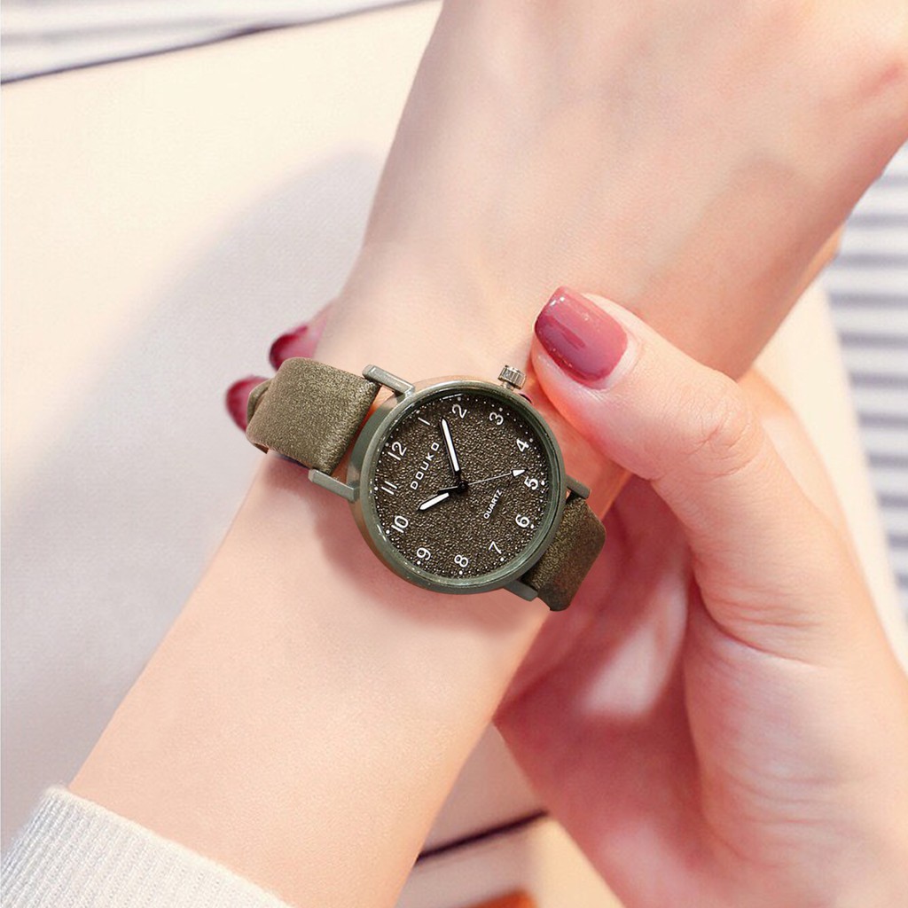 Đồng hồ nữ Douko dây da cao cấp mặt nhỏ xinh size 28mm | BigBuy360 - bigbuy360.vn