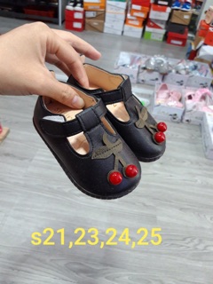 Giày bé gái đồng giá 120k