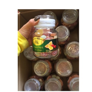 Hũ kẹo trái cây Cavendish & Harvey Fruit Candies là sản phẩm được làm từ 100%  nước ép trái cây tự nhiê