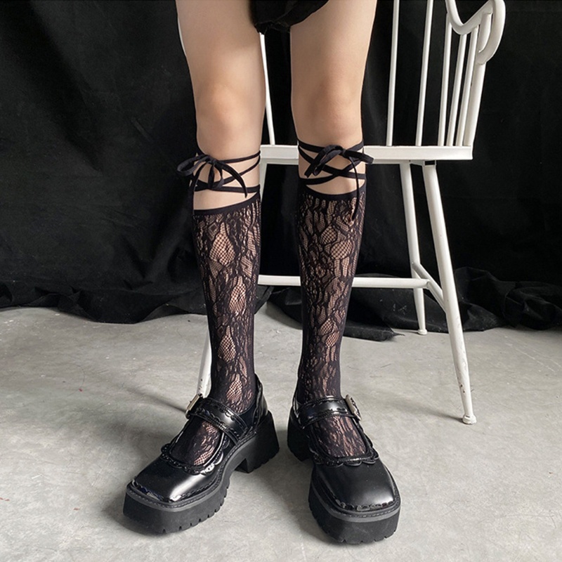 Đôi vớ dài tới gối phối ren hoa phong cách Lolita xinh xắn dành cho nữ