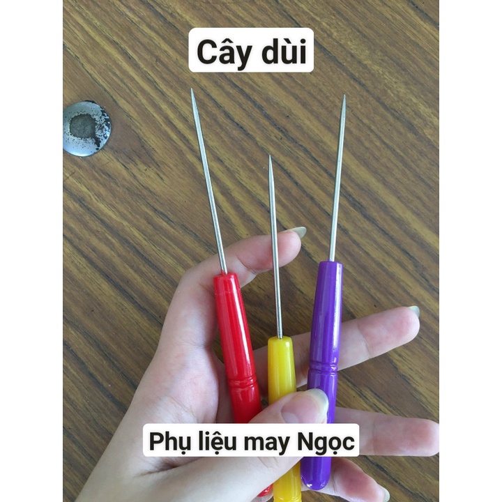Cây dùi cán nhựa