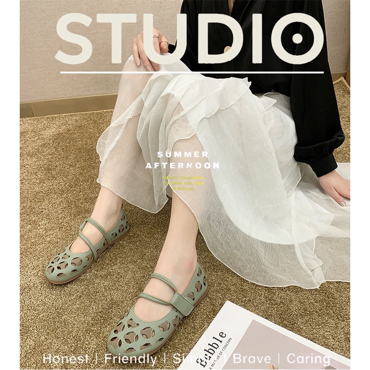 Giày Búp Bê Đế Mềm Đục Lỗ Thoáng Khí Thời Trang Mùa Hè 2022