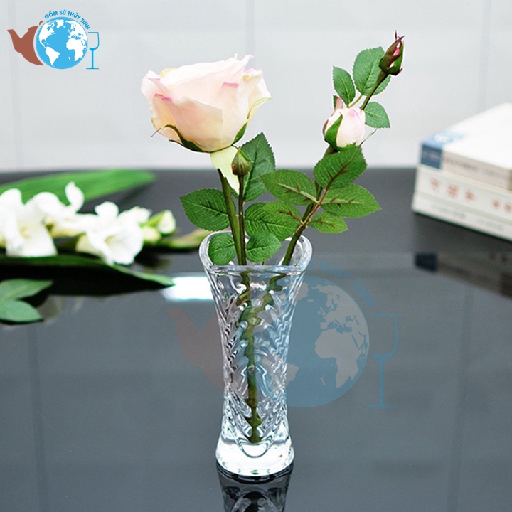 Bình bông lọ hoa thuỷ tinh trắng cao 18cm trang trí bàn ăn giao hoạ tiết ngẫu nhiên