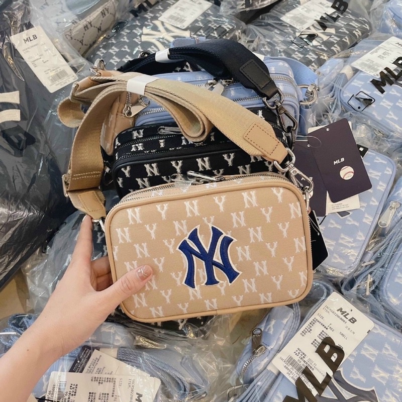 Túi đeo chéo unisex MLB