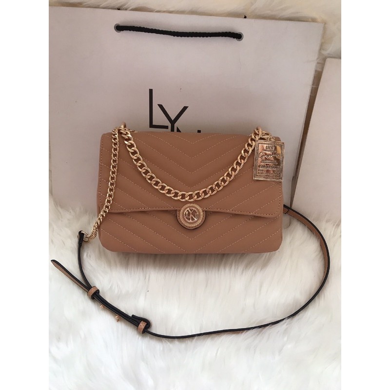 HÀNG SẴN Túi Lyn khoá tròn kèm charm size 25cm