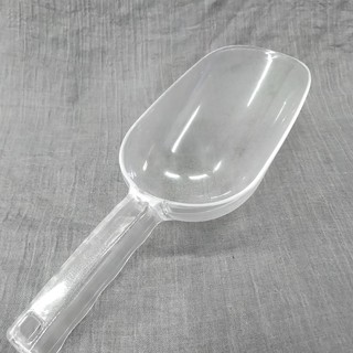 Xúc bột cán nhựa