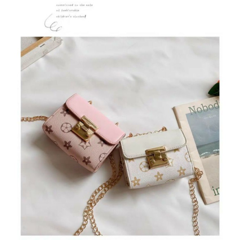 túi đeo chéo thời trang sang trọng cho bé gái