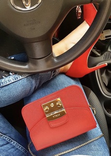 Túi Furla Metro đỏ Ruby