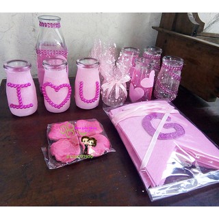Set phu kien trang trí bàn kí tên màu hồng