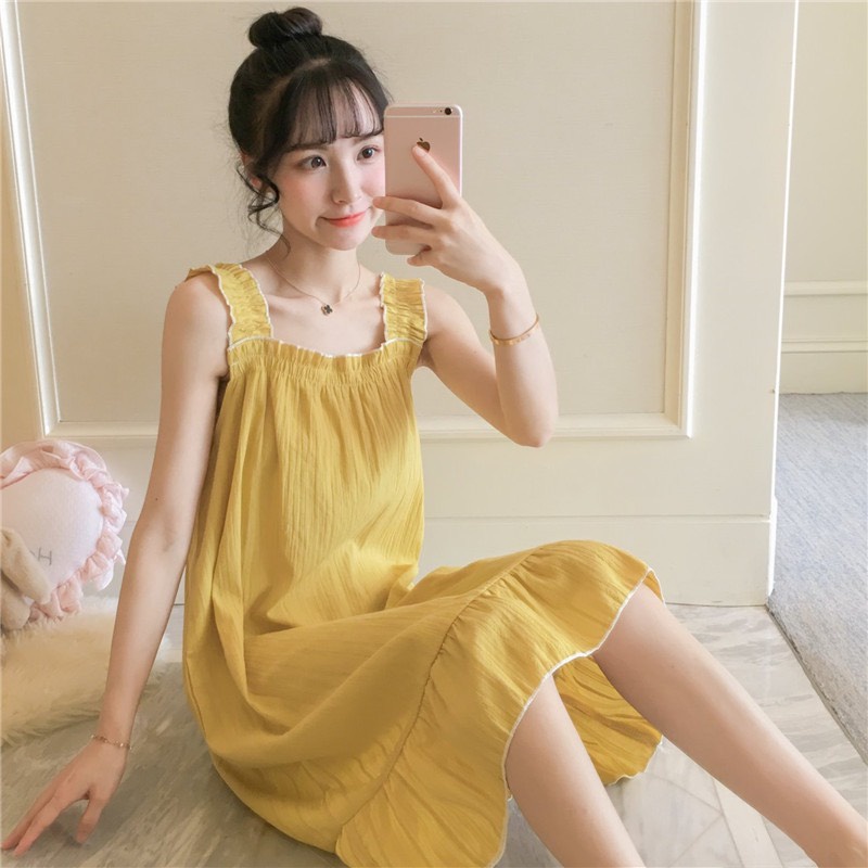 Váy ngủ 2 dây bèo đũi cho mẹ thanh hằng baby