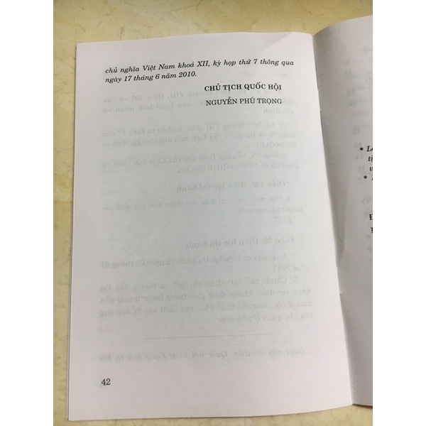 Sách - Luật nuôi con nuôi