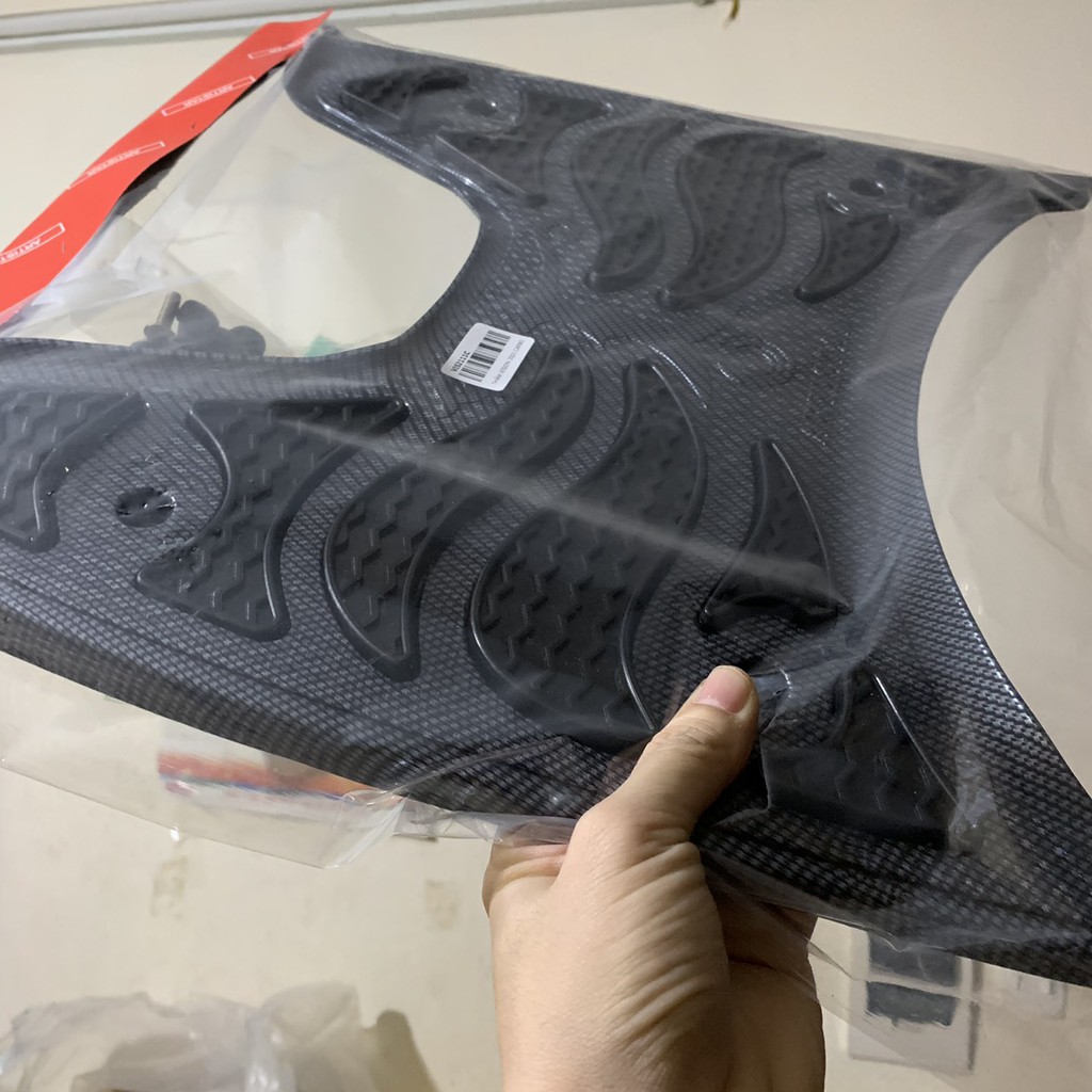 thảm lót sàn để chân vision 2021 carbon artistar chính hãng