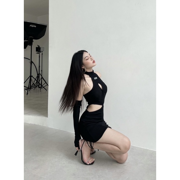 VÁY BODY LIỀN CẮT XẺ MẶC ĐƯỢC 3 KIỂU KÈM ỐNG TAY PHONG CÁCH SEXY