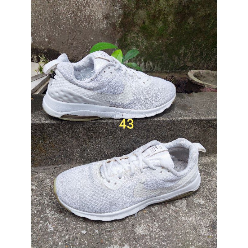 giày nike chính hãng đế hơi size 43 2hand