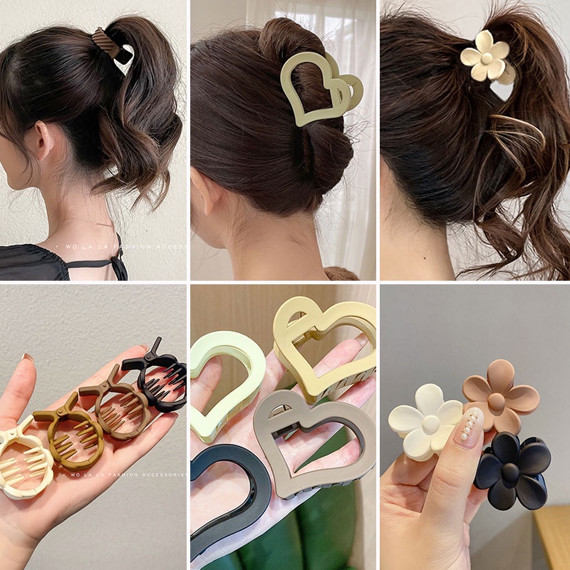 Kẹp Tóc Mini Hình Trái Tim Màu Nâu Bằng Acrylic Phong Cách Hàn Quốc