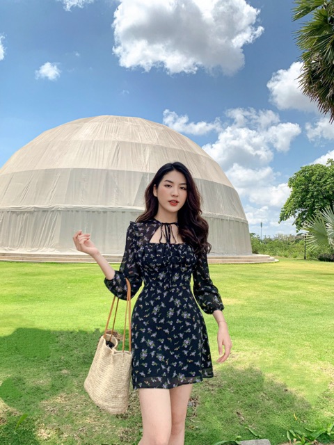 [Mã SKAMA06 giảm 8% tối đa 50K đơn 250K] Đầm FLORAL tay lửng cách điệu cổ | BigBuy360 - bigbuy360.vn