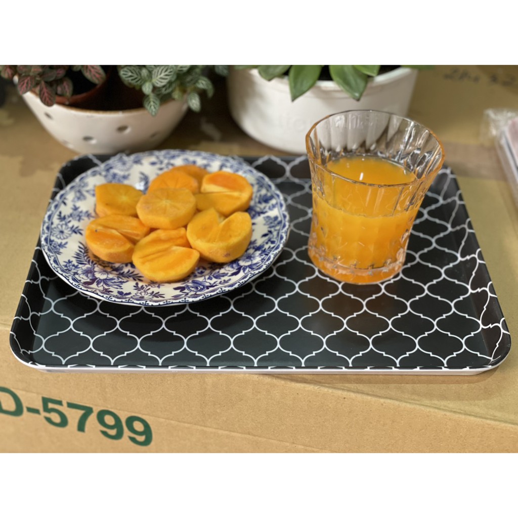 Khay nhựa đựng đồ ăn vặt, ăn sáng, snack, bánh, trái cây 20*30cm