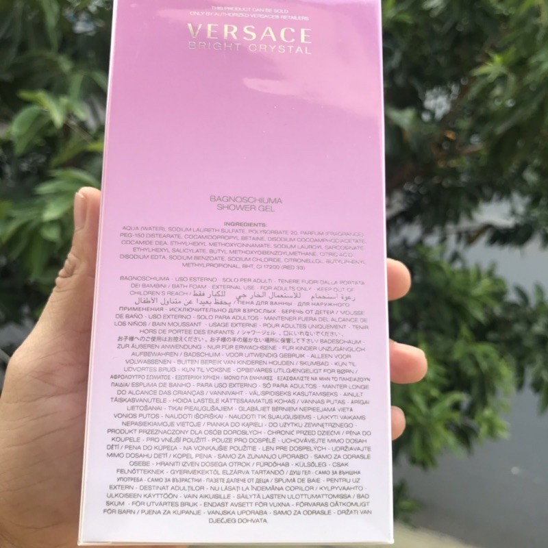 Tắm Gội Hương Nước Hoa Versace Bright Crytals Perfumed Bath & Shower Gel 200ml Fullbox (Hình Tự Chụp )